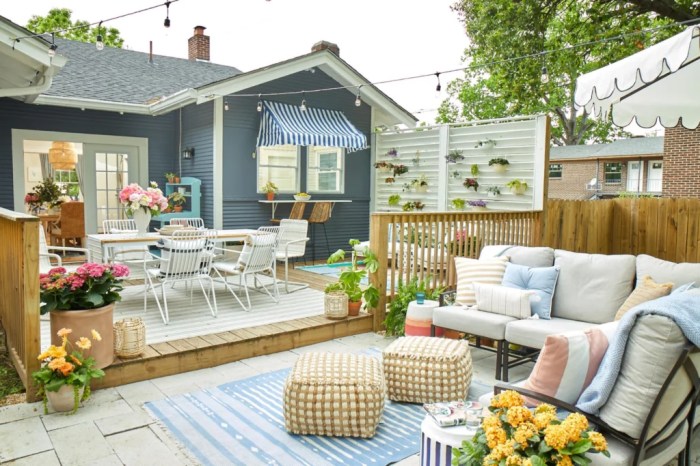 How to decorate small backyard apartments