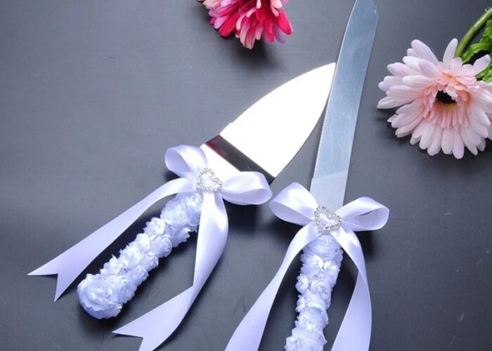 Decorate Your Cake Cutting Knife: A Guide